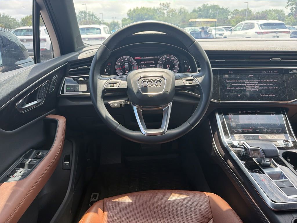 Used 2023 Audi Q7 2.0T Premium Plus w/ Premium Plus Package AWD/4WD image 11