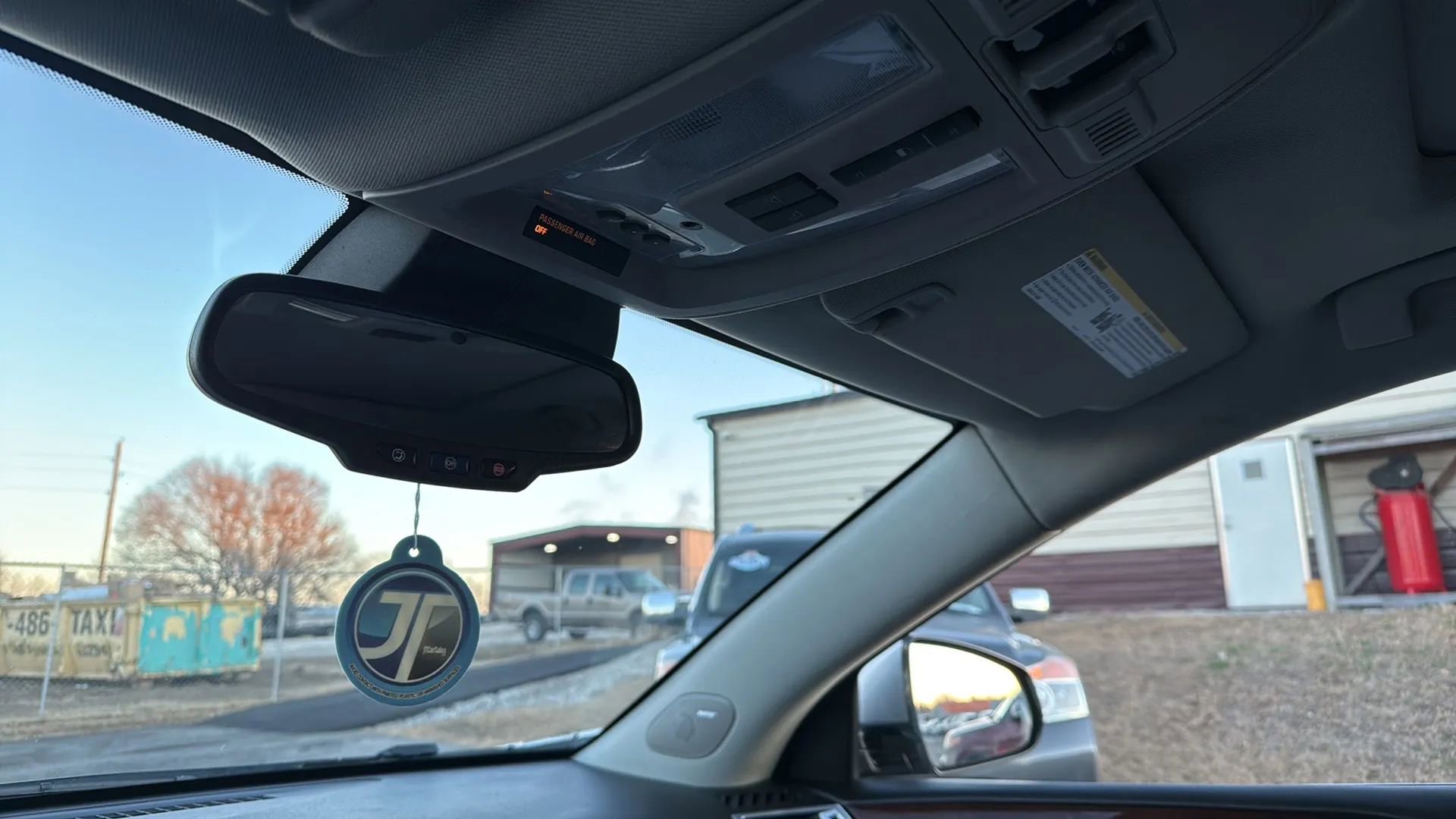 Used 2015 Cadillac SRX Premium FWD image 34