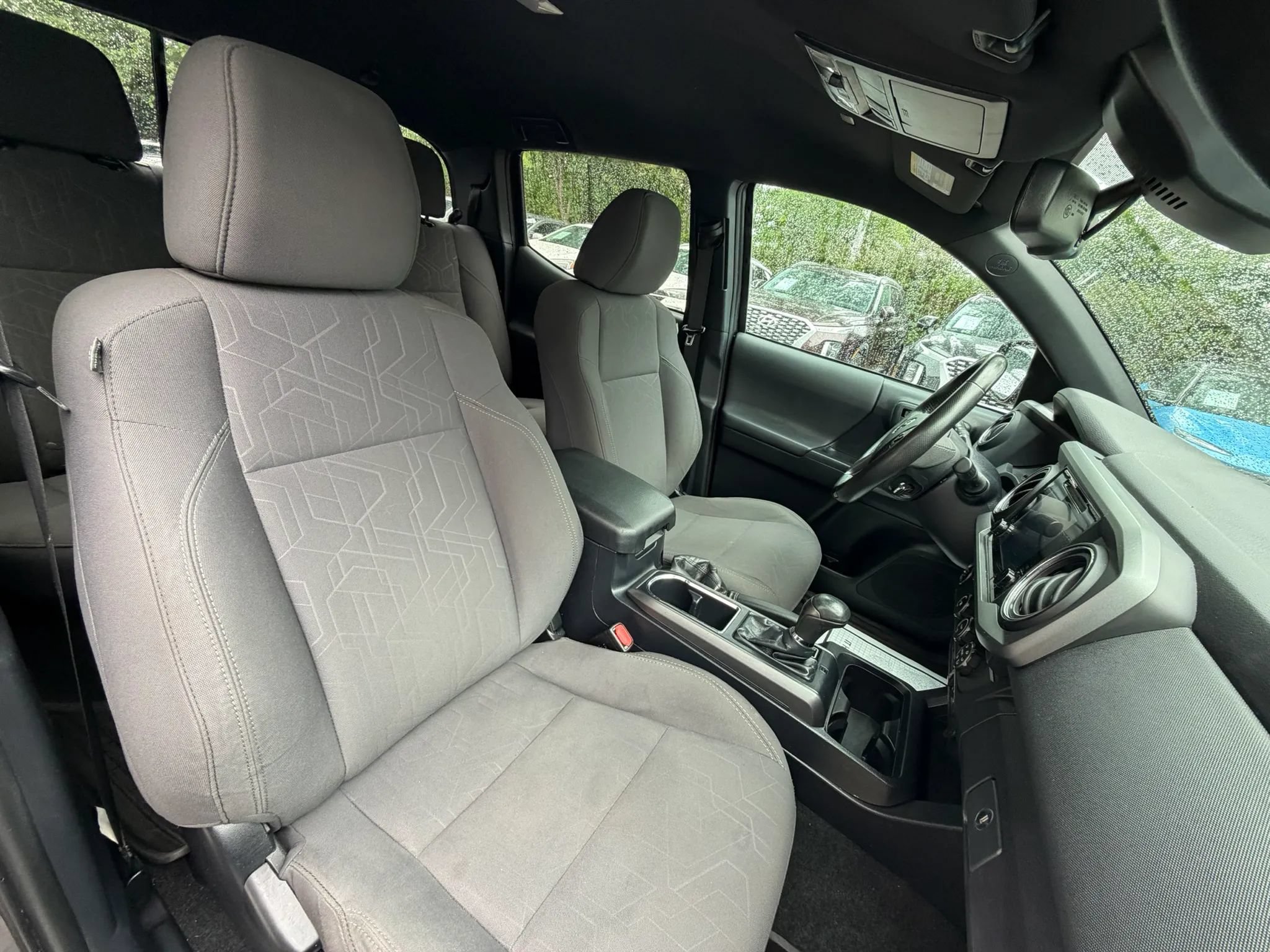 Used 2019 Toyota Tacoma TRD Off-Road RWD image 10
