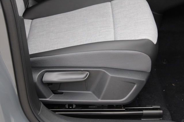 New 2025 Volkswagen ID.4 Pro AWD/4WD image 15