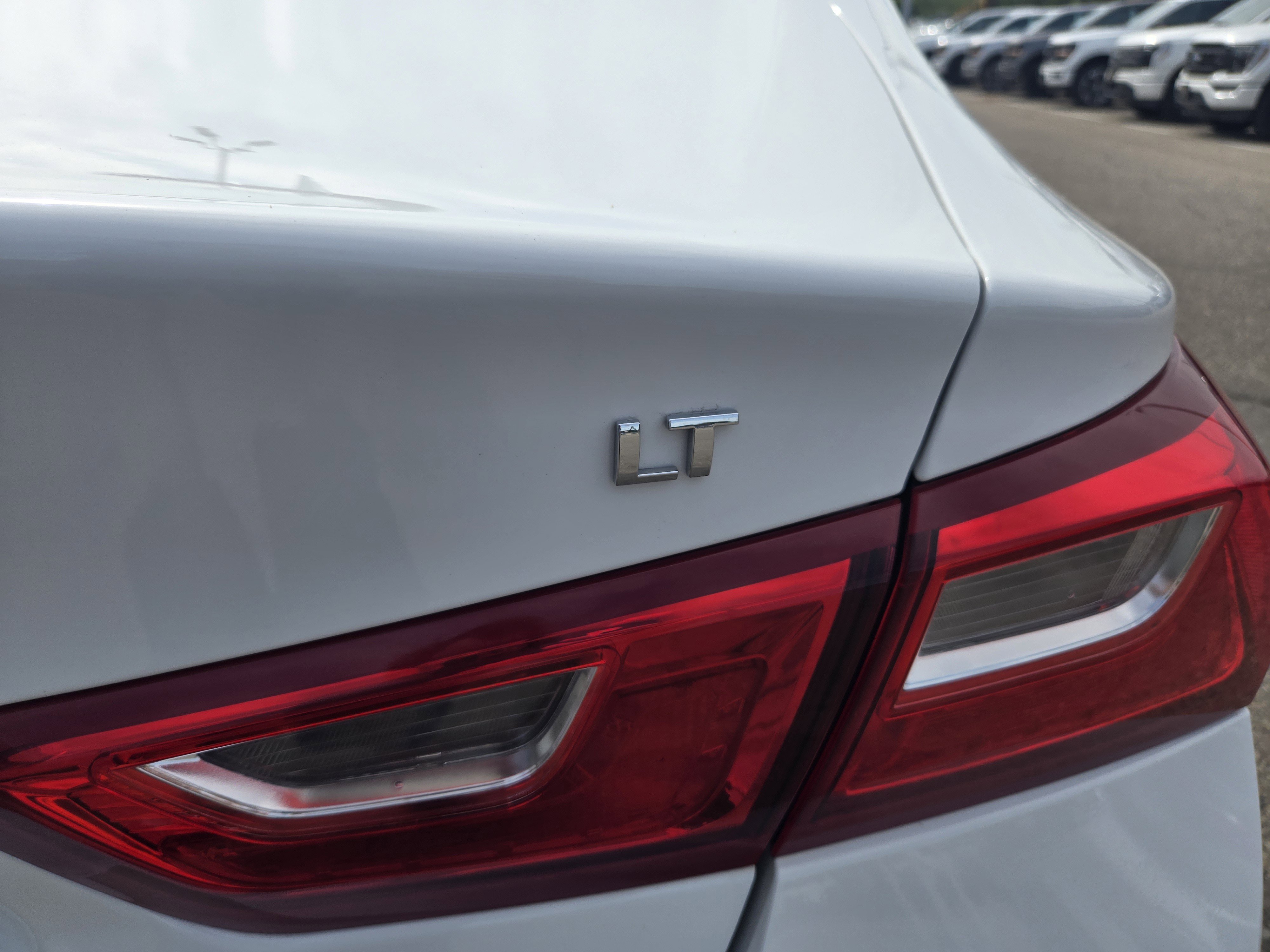 Used 2024 Chevrolet Malibu LT image 7