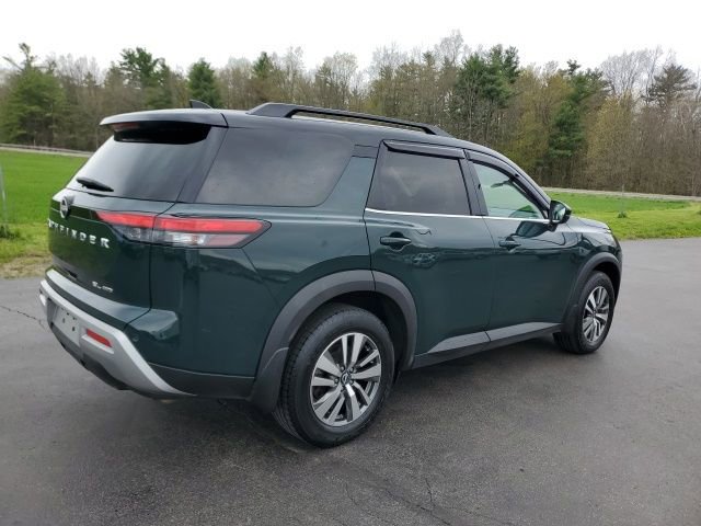 Used 2022 Nissan Pathfinder SL AWD/4WD image 5