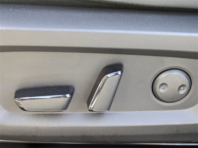 New 2025 Mitsubishi Outlander SE image 22