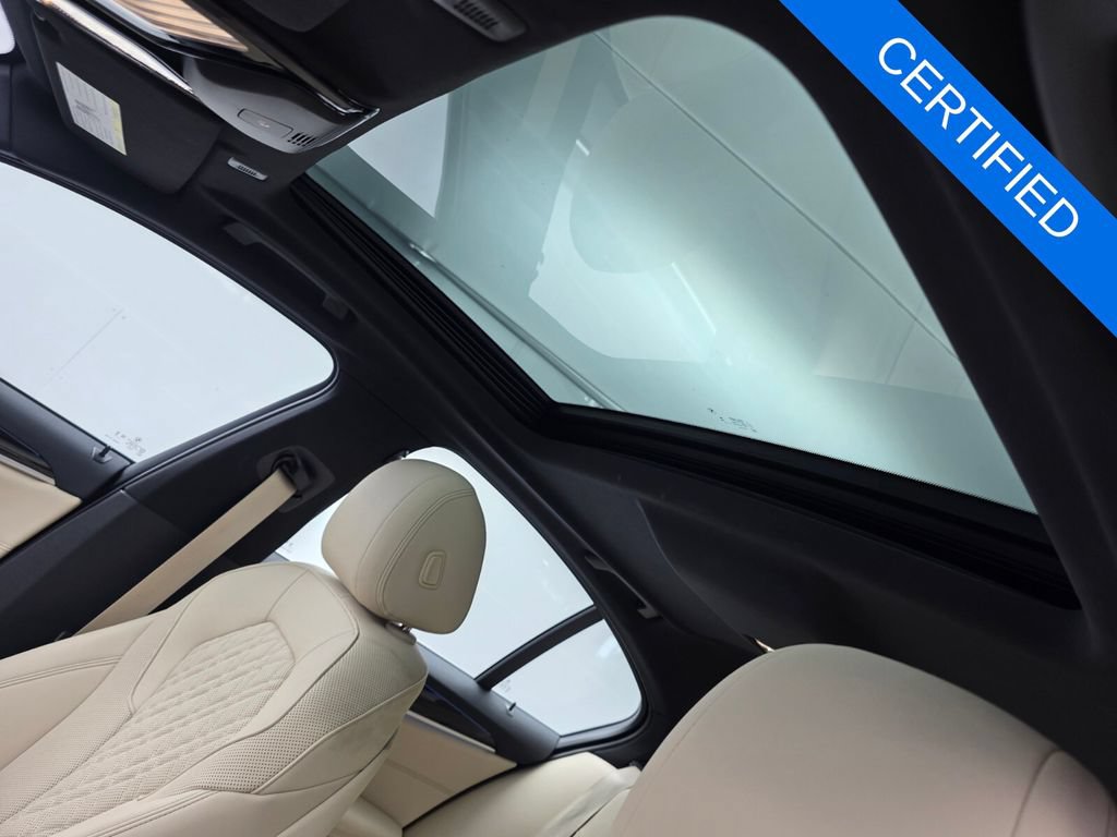 Used 2023 BMW 530e w/ Premium Package RWD image 12