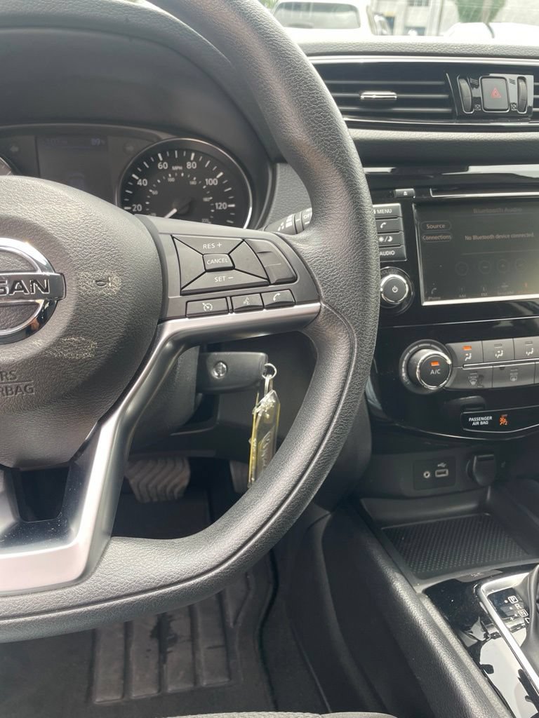 Used 2021 Nissan Rogue Sport S FWD image 13