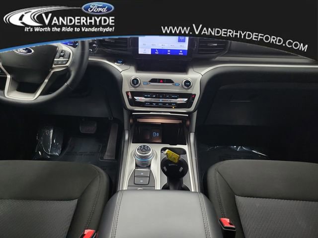 Used 2022 Ford Explorer XLT image 15