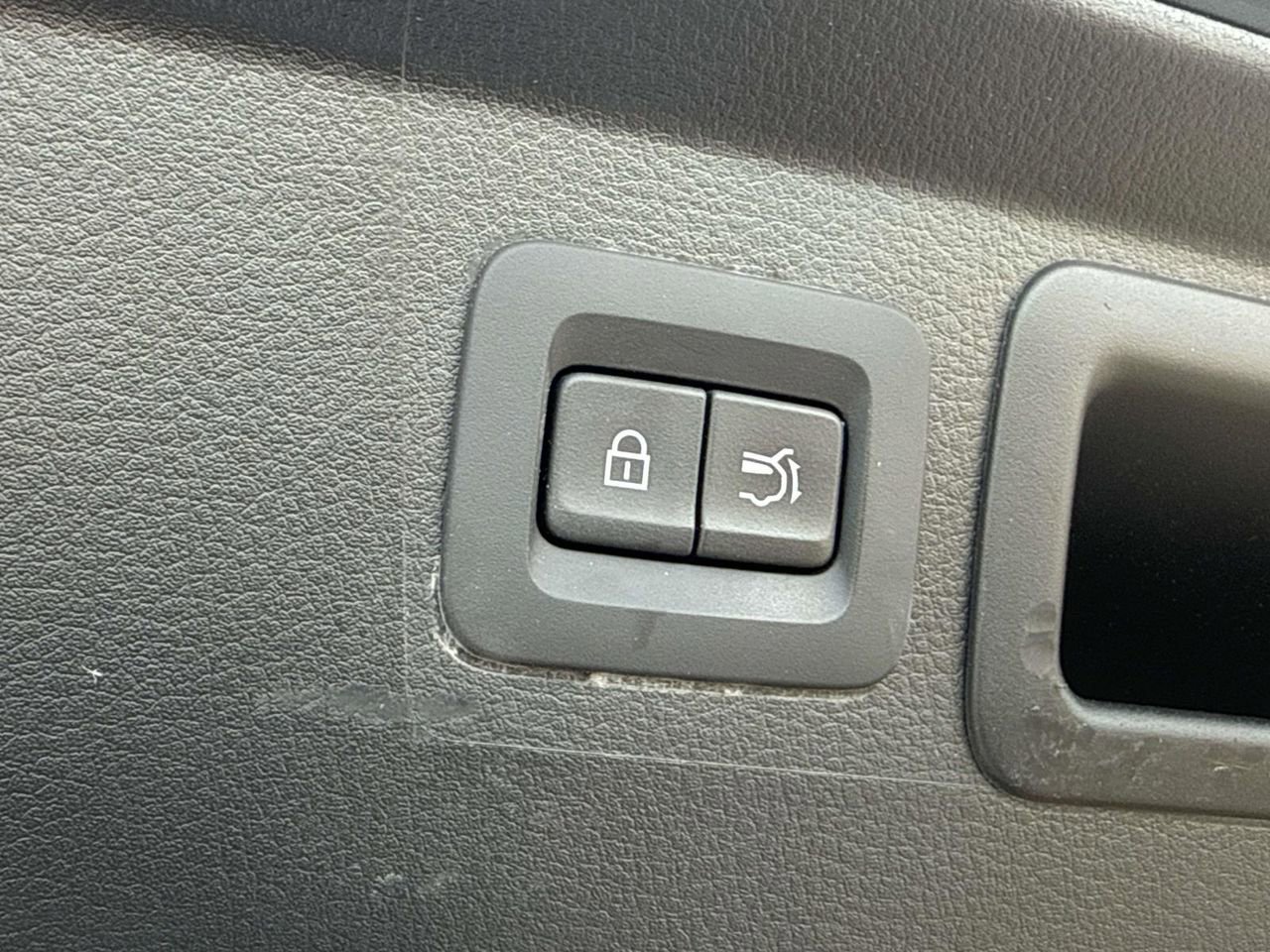 Used 2023 MAZDA CX-50 AWD 2.5 Turbo w/ Cargo Package image 29