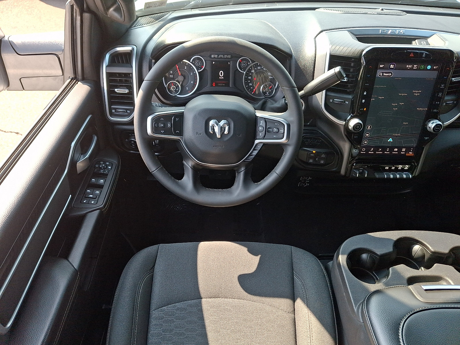 Used 2025 RAM 2500 Big Horn AWD/4WD image 11