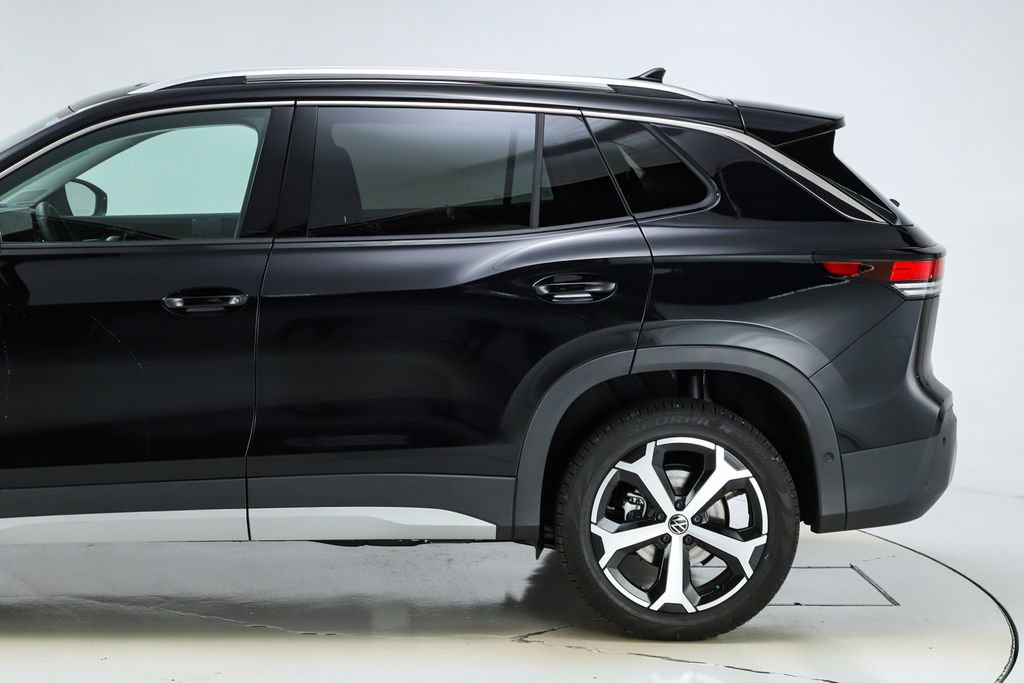 New 2026 Volkswagen Tiguan SE image 4