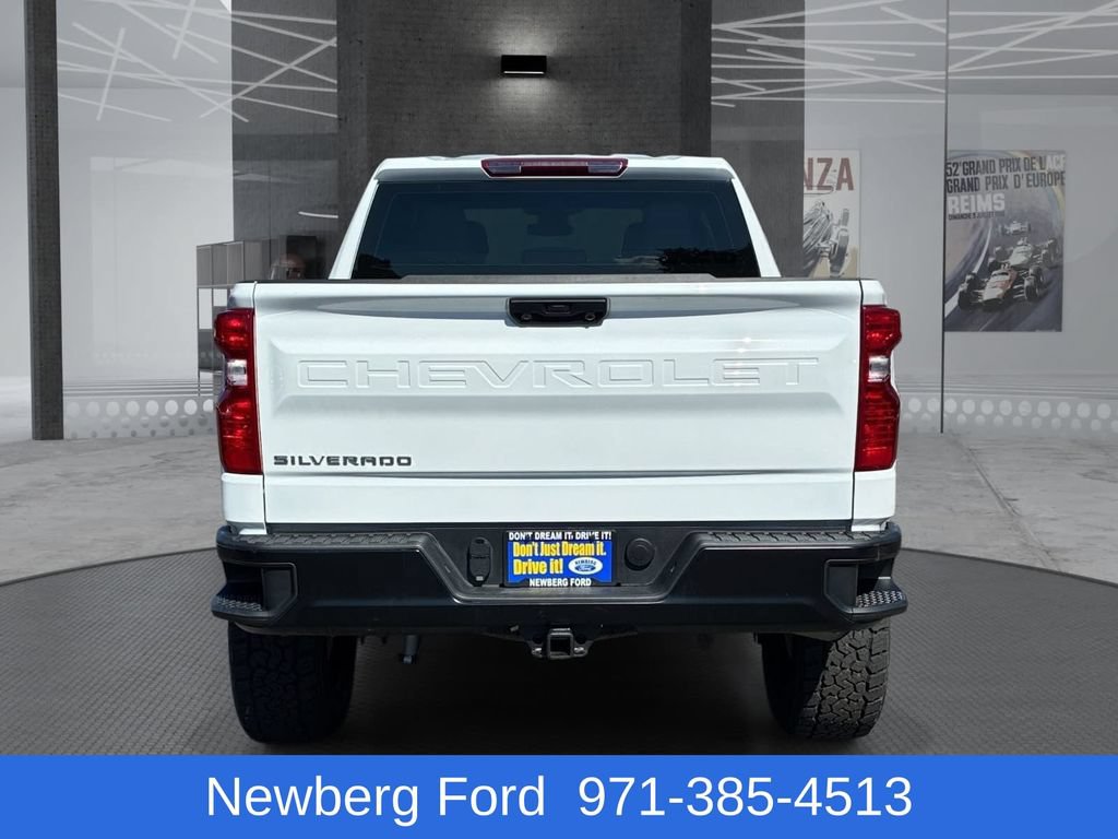 Used 2024 Chevrolet Silverado 1500 W/T w/ Z71 Off-Road Package AWD/4WD image 6