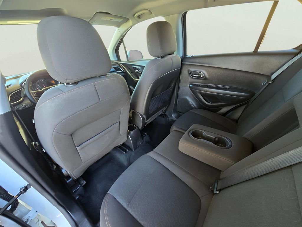Used 2020 Chevrolet Trax LS image 47