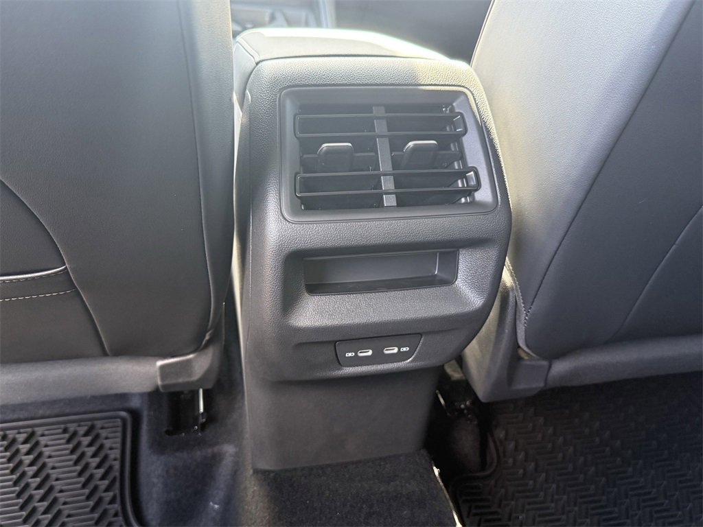 New 2026 Volkswagen Tiguan SE R-Line image 25