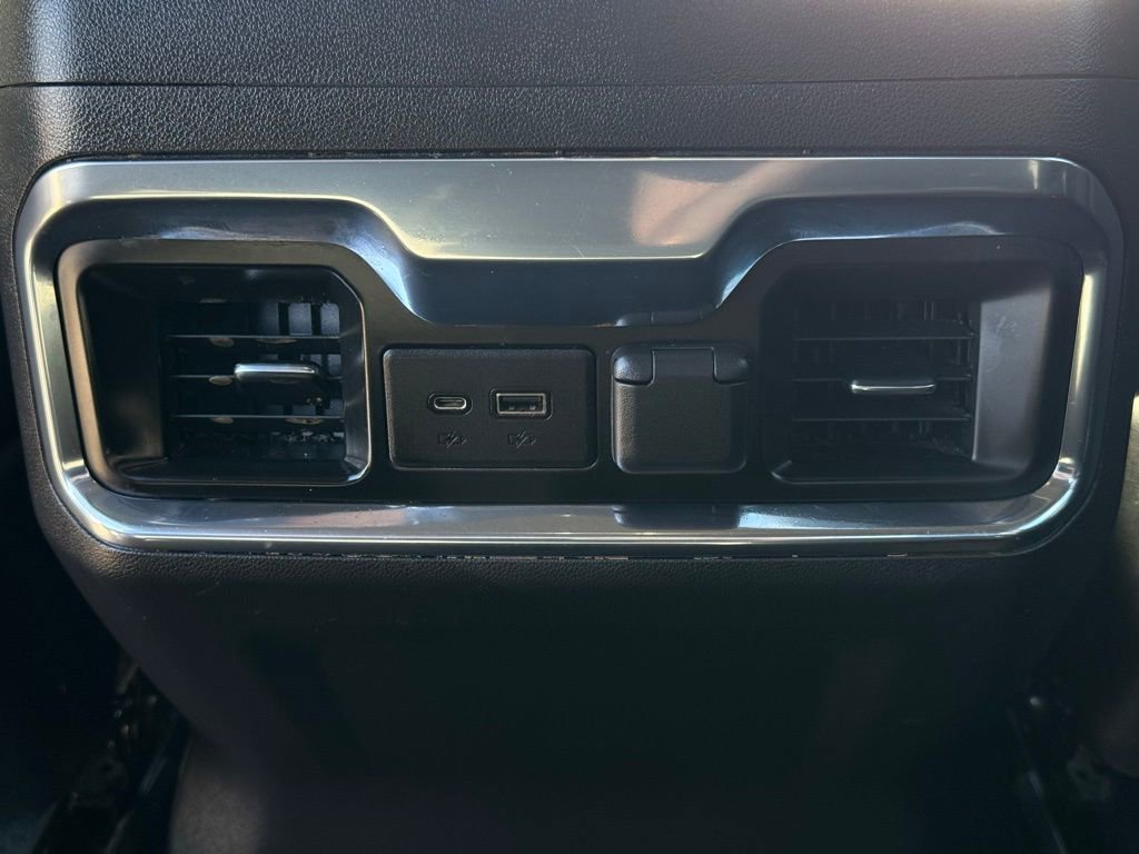 Used 2022 GMC Sierra 1500 Elevation w/ LPO, Elevation Black Package AWD/4WD image 13