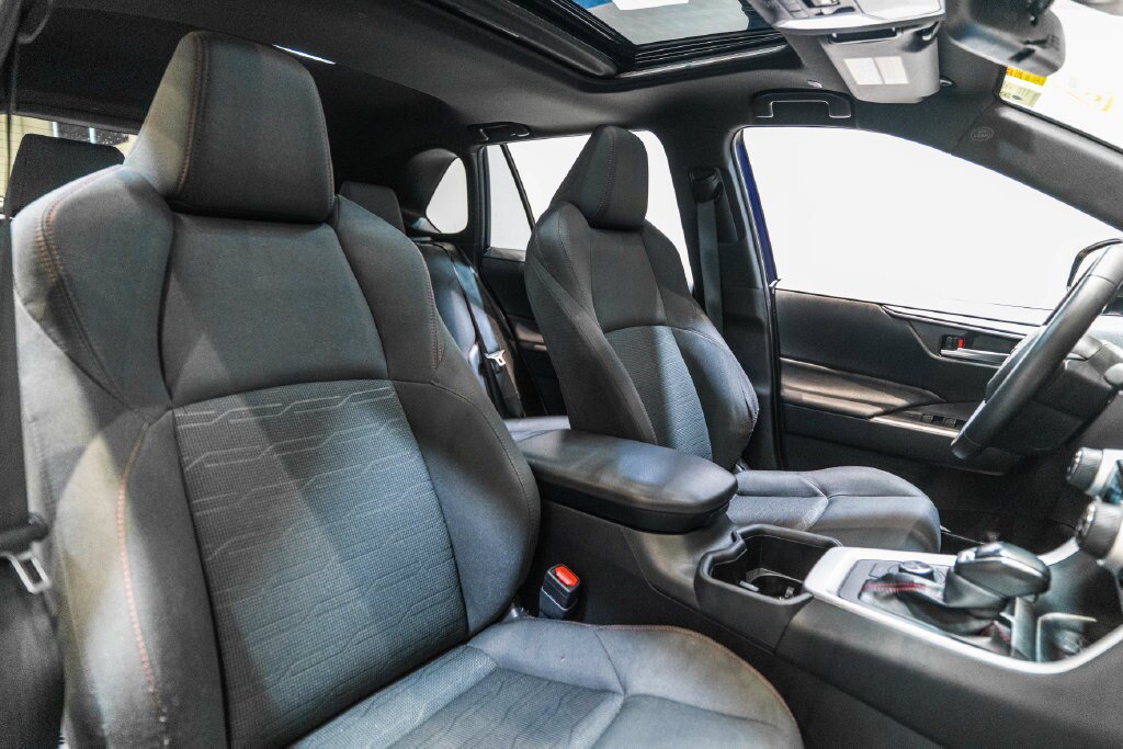 Used 2024 Toyota RAV4 SE w/ Weather & Moonroof Package AWD/4WD image 16