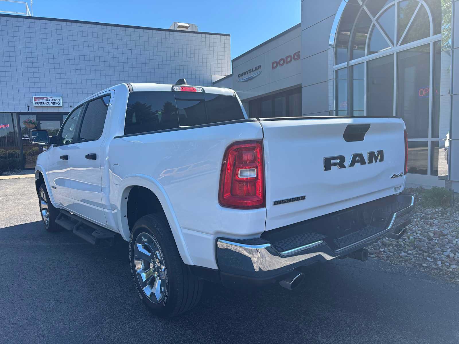 Used 2025 RAM 1500 Big Horn AWD/4WD image 4