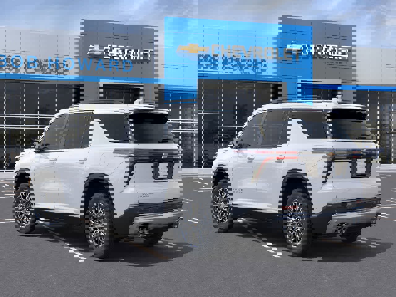 New 2026 Chevrolet Traverse LT image 3