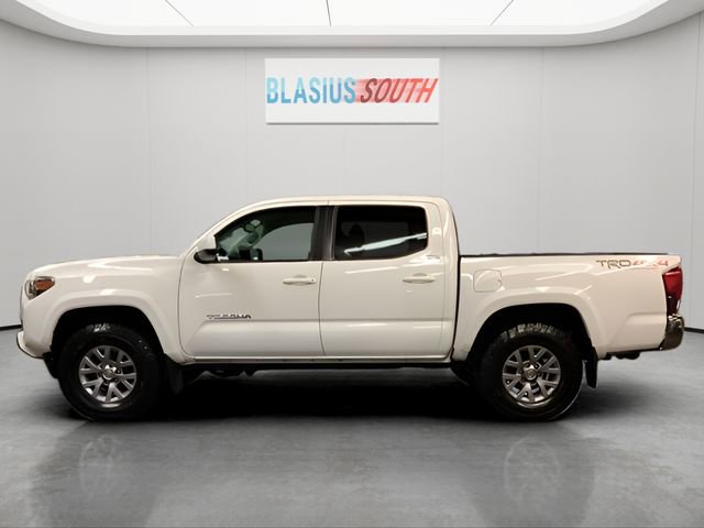 Used 2019 Toyota Tacoma SR5 AWD/4WD image 6