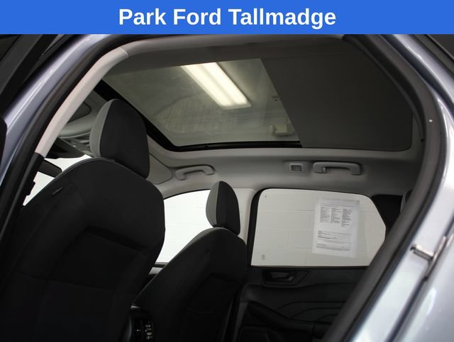 Used 2022 Ford Escape SE w/ SE Sport Appearance Package AWD/4WD image 21
