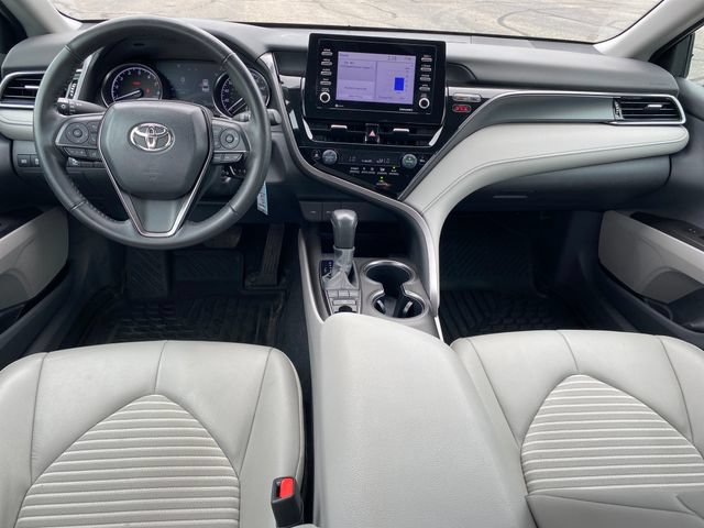 Used 2023 Toyota Camry SE AWD/4WD image 5