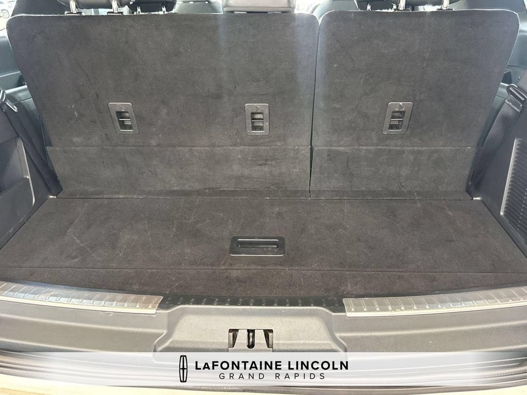 Certified 2023 Lincoln Navigator Reserve AWD/4WD image 30