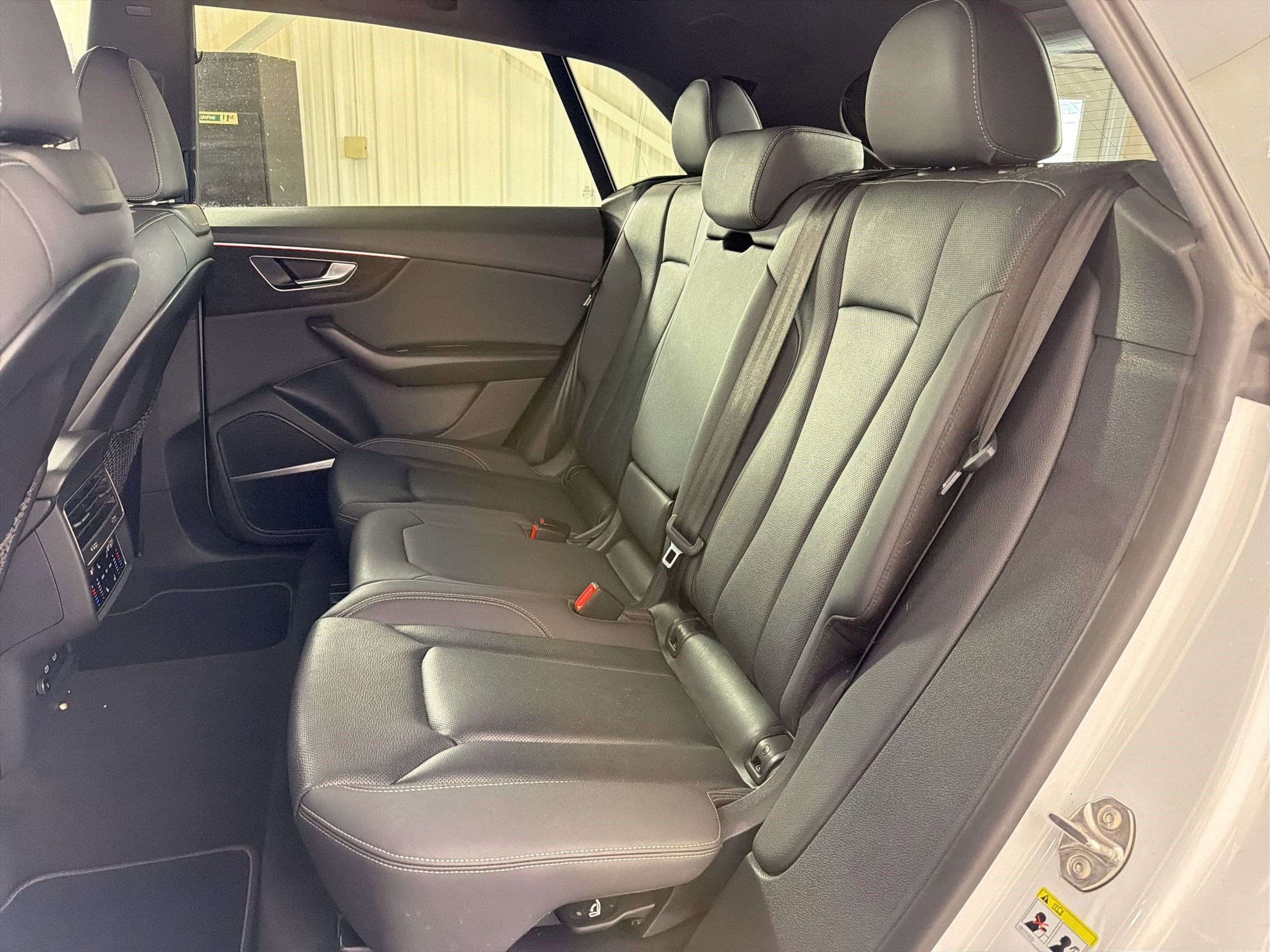 Used 2021 Audi Q8 Premium Plus AWD/4WD image 15