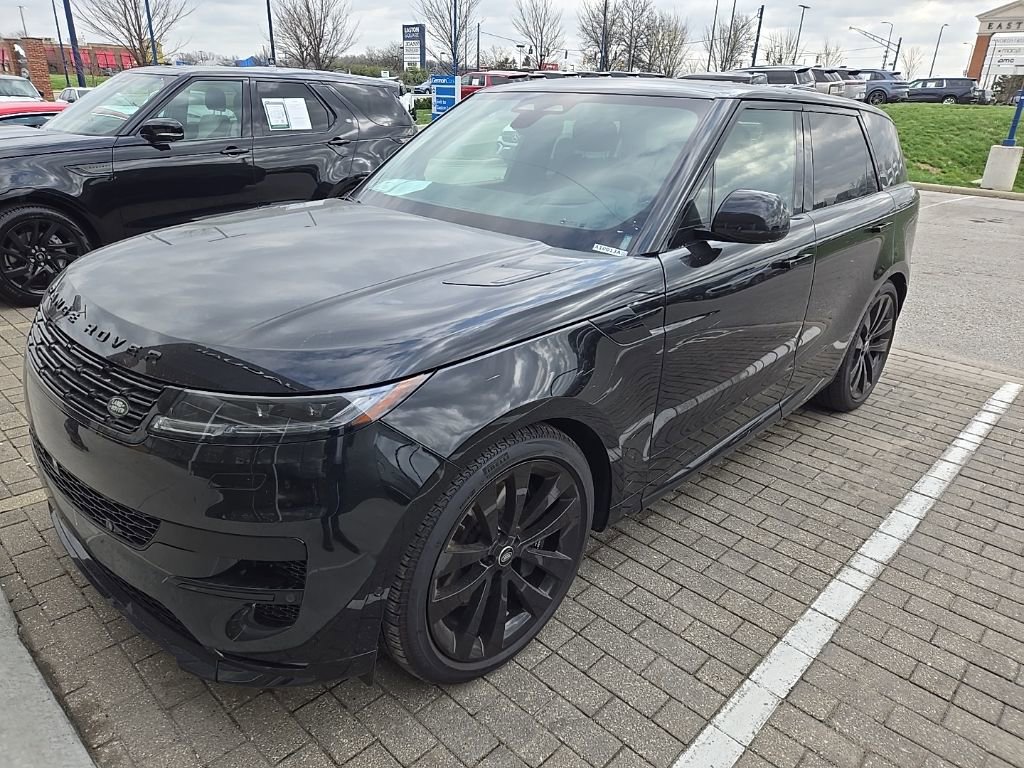 Certified 2025 Land Rover Range Rover Sport Dynamic SE image 1