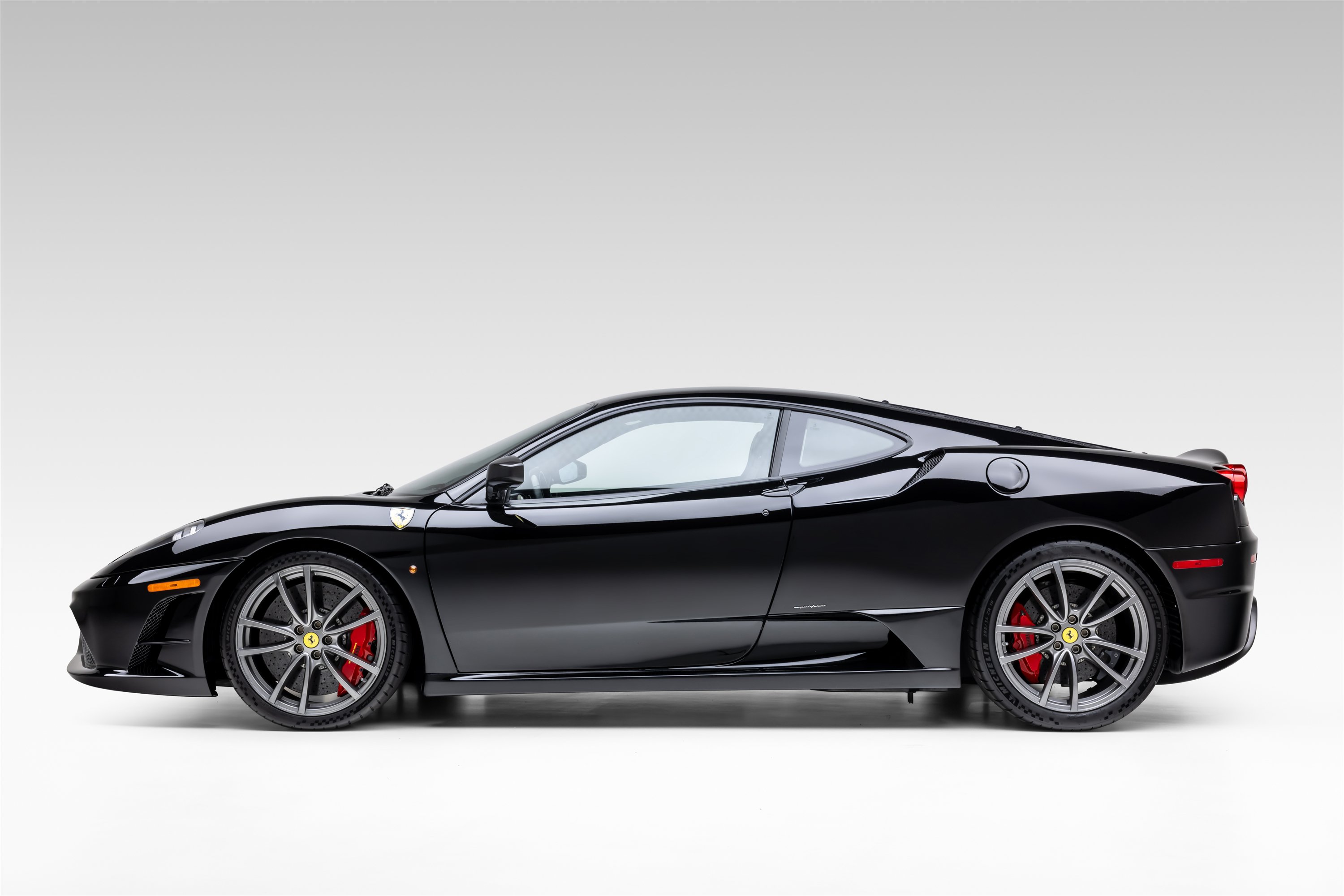 Used 2008 Ferrari F430 Scuderia RWD image 3