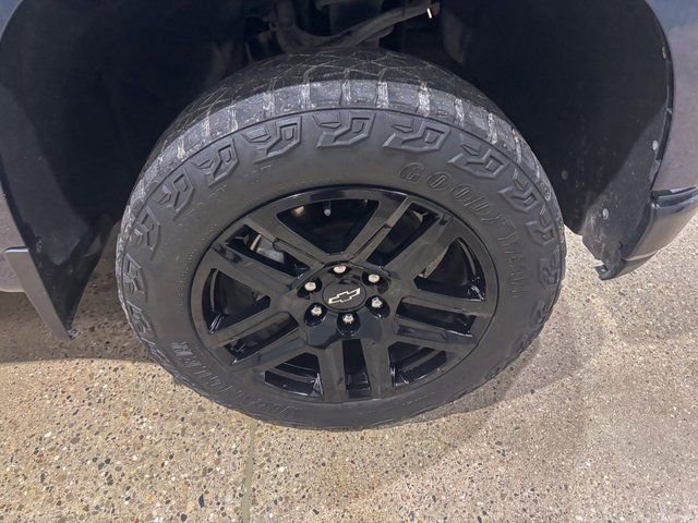 Used 2021 Chevrolet Silverado 1500 LT Trail Boss w/ Bed Protection Package image 29