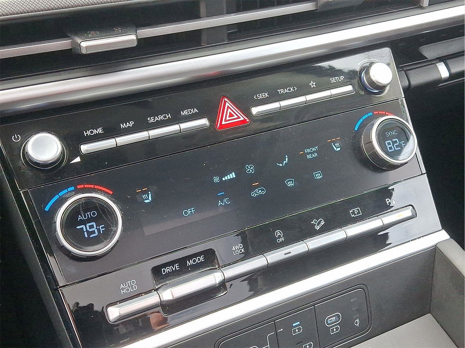 Used 2025 Hyundai Santa Fe XRT image 15