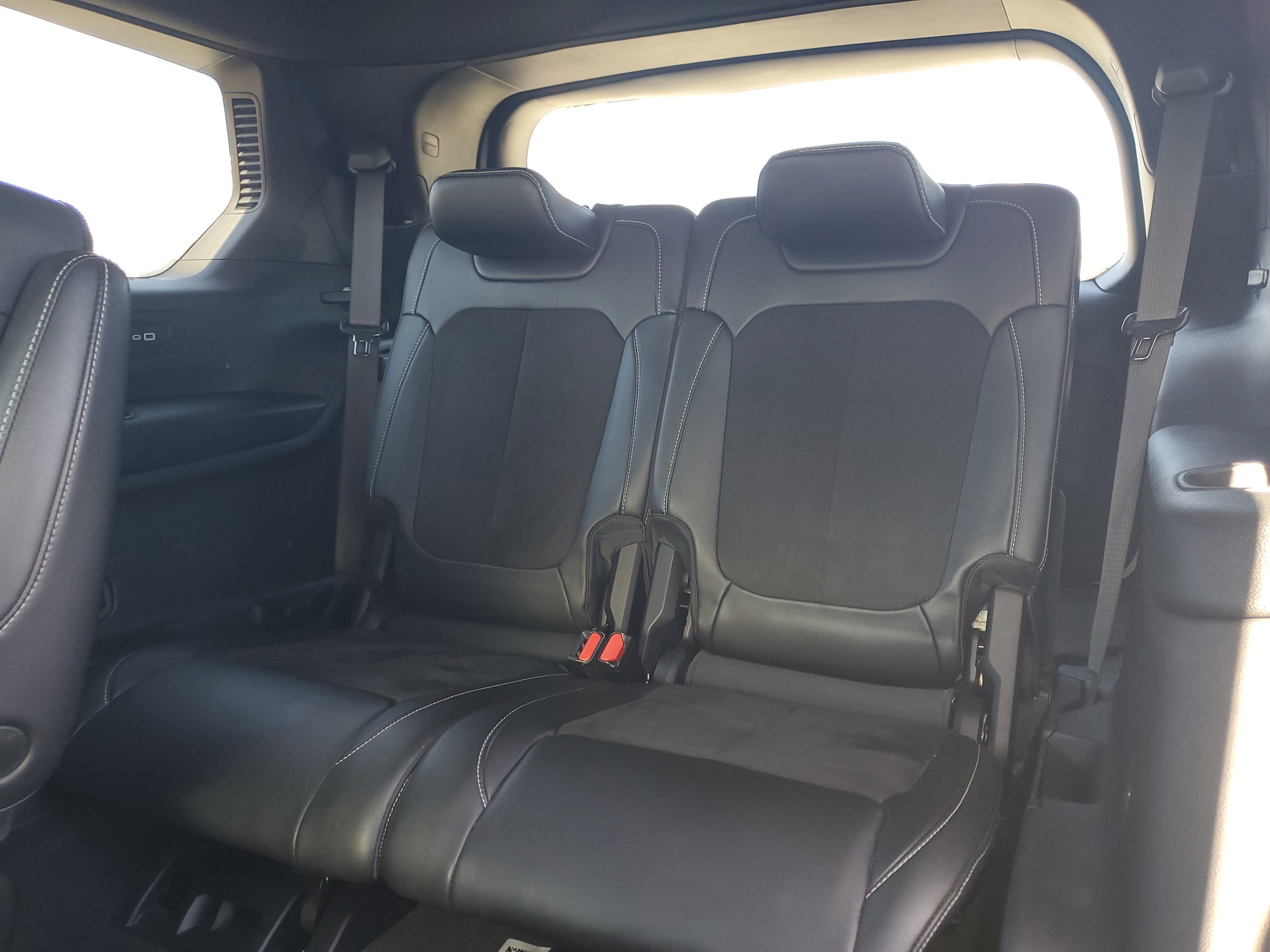 Used 2021 Jeep Grand Cherokee L Laredo image 12