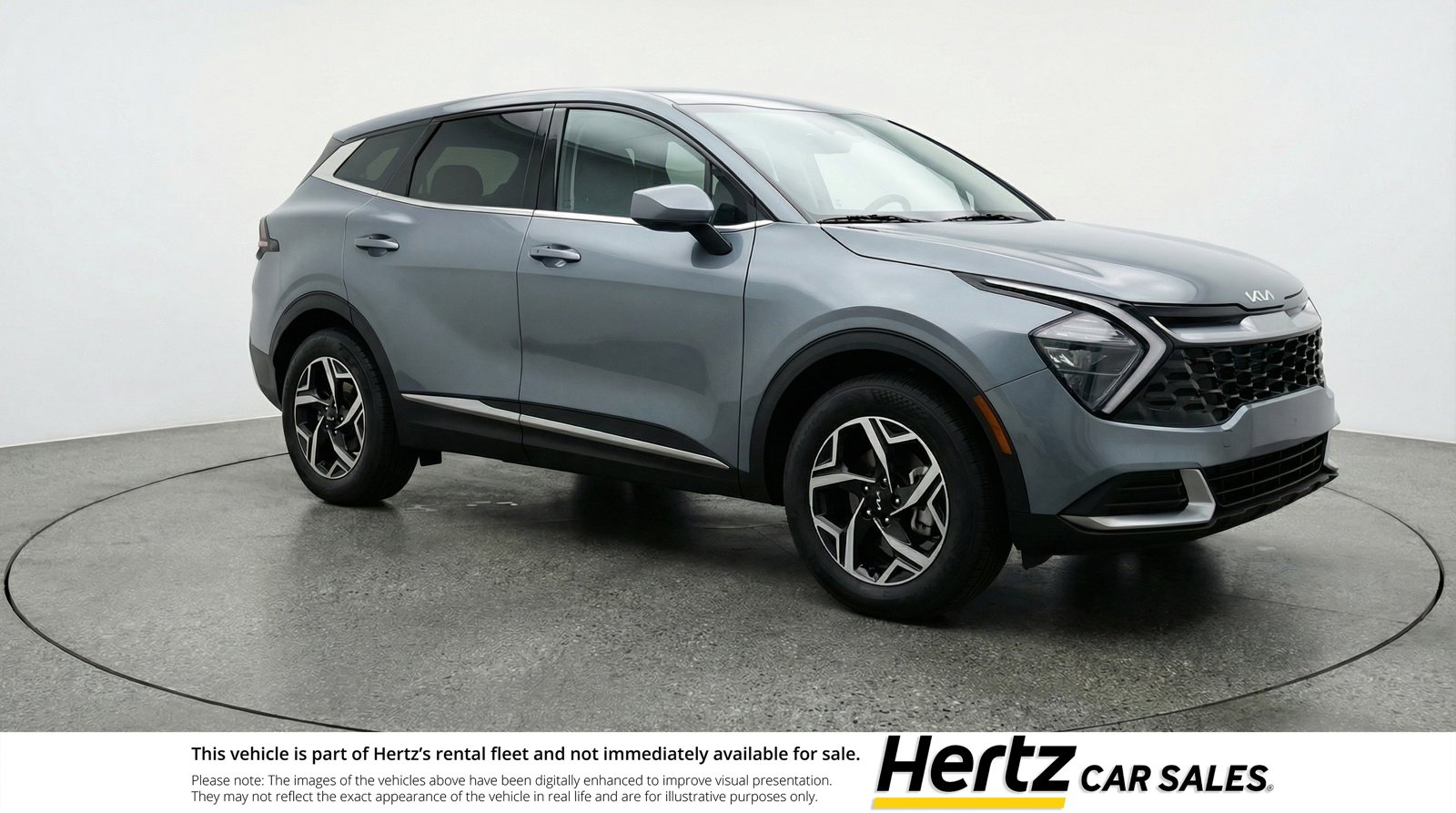 Used 2025 Kia Sportage LX image 1