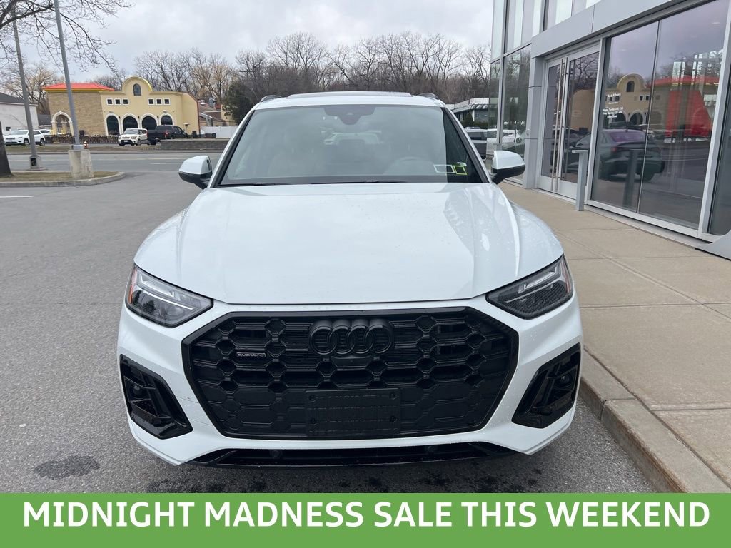 Used 2024 Audi Q5 e Premium Plus w/ Premium Plus Package image 40