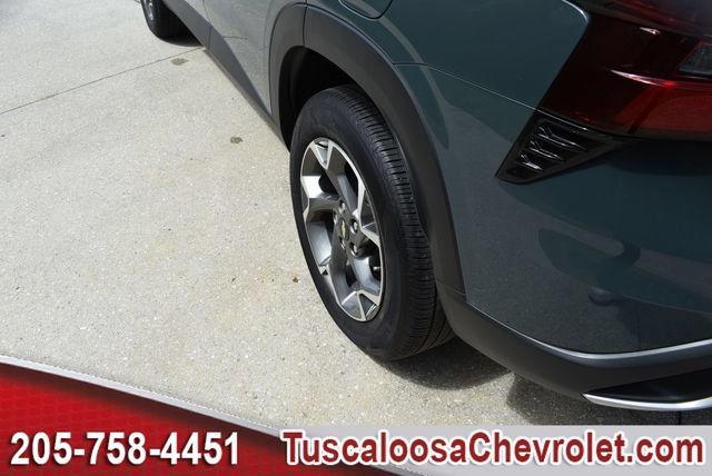 Used 2025 Chevrolet Trax LT FWD image 14