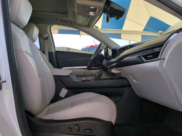 Used 2021 Cadillac XT4 Luxury w/ Cold Weather Package FWD image 36