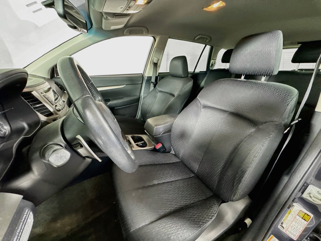 Used 2012 Subaru Outback 2.5i Premium w/ All-Weather Pkg AWD/4WD image 21