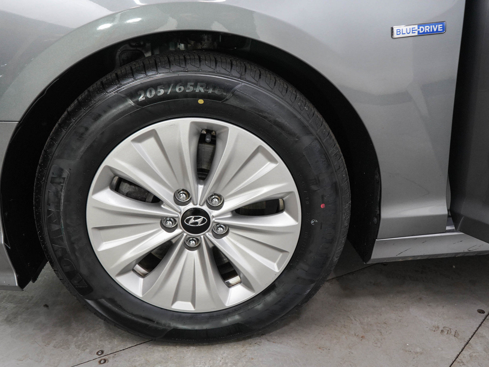 Used 2018 Hyundai Sonata SE FWD image 26