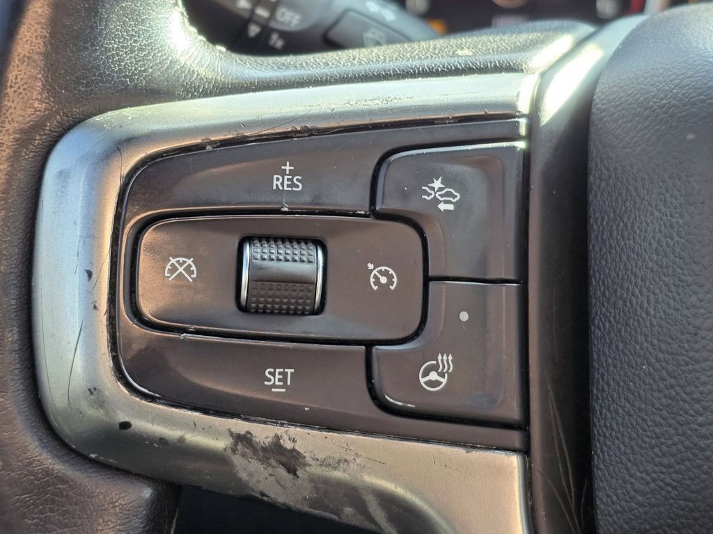 Used 2021 Chevrolet Silverado 3500 LTZ w/ LTZ Premium Package image 16