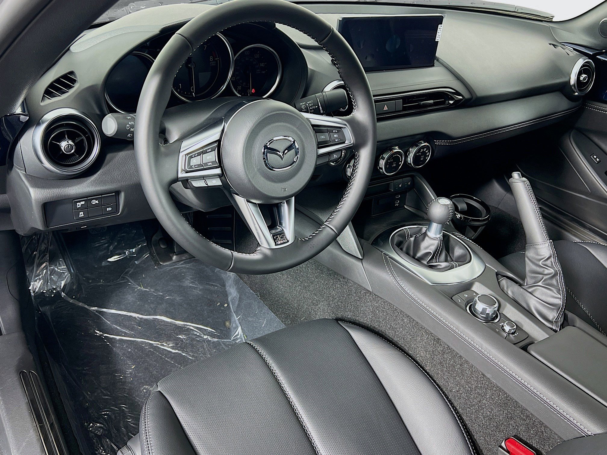 New 2025 MAZDA MX-5 Miata Grand Touring w/ Appearance Package image 4