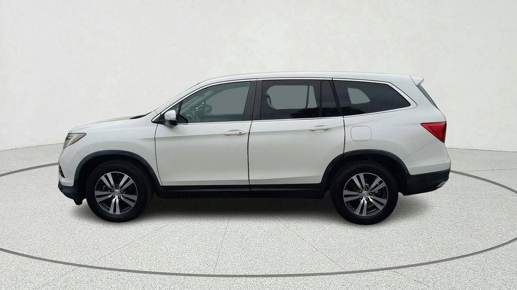 Used 2018 Honda Pilot EX image 4