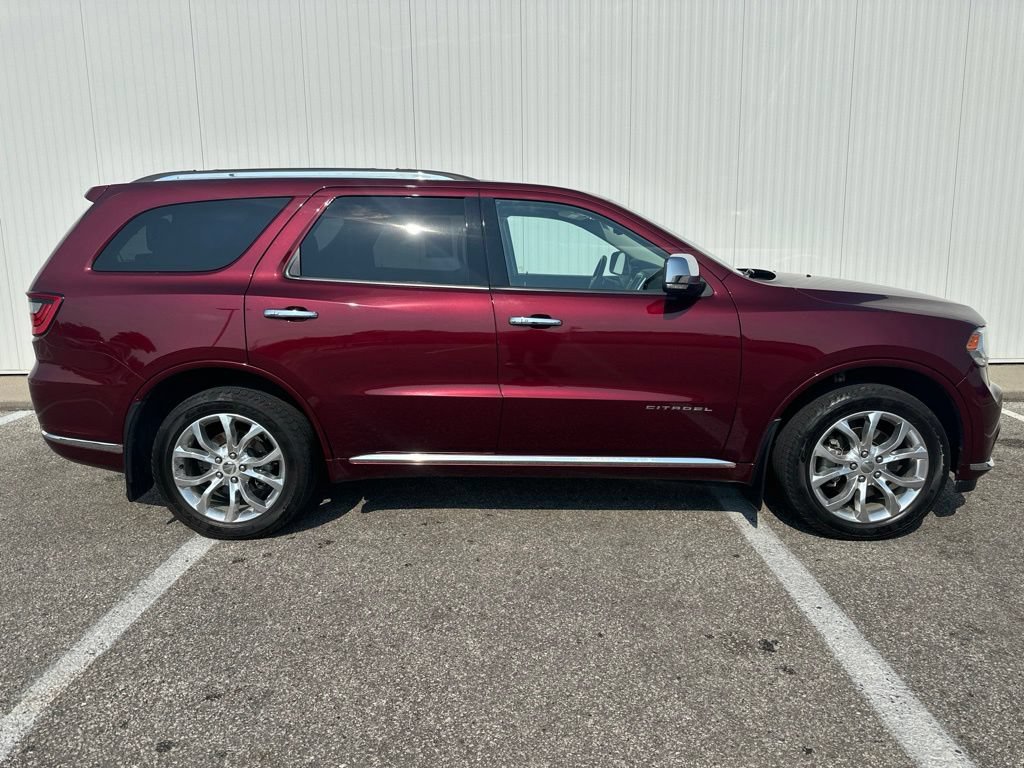 Used 2016 Dodge Durango Citadel w/ Premium Entertainment Group AWD/4WD image 9