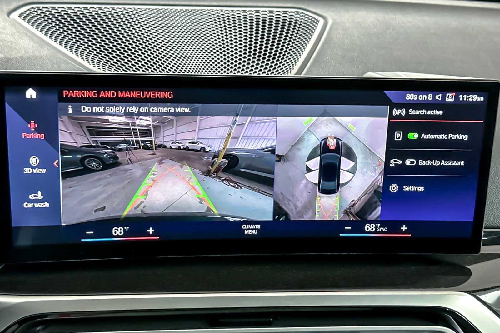 Used 2024 BMW 330e xDrive w/ Premium Package image 19