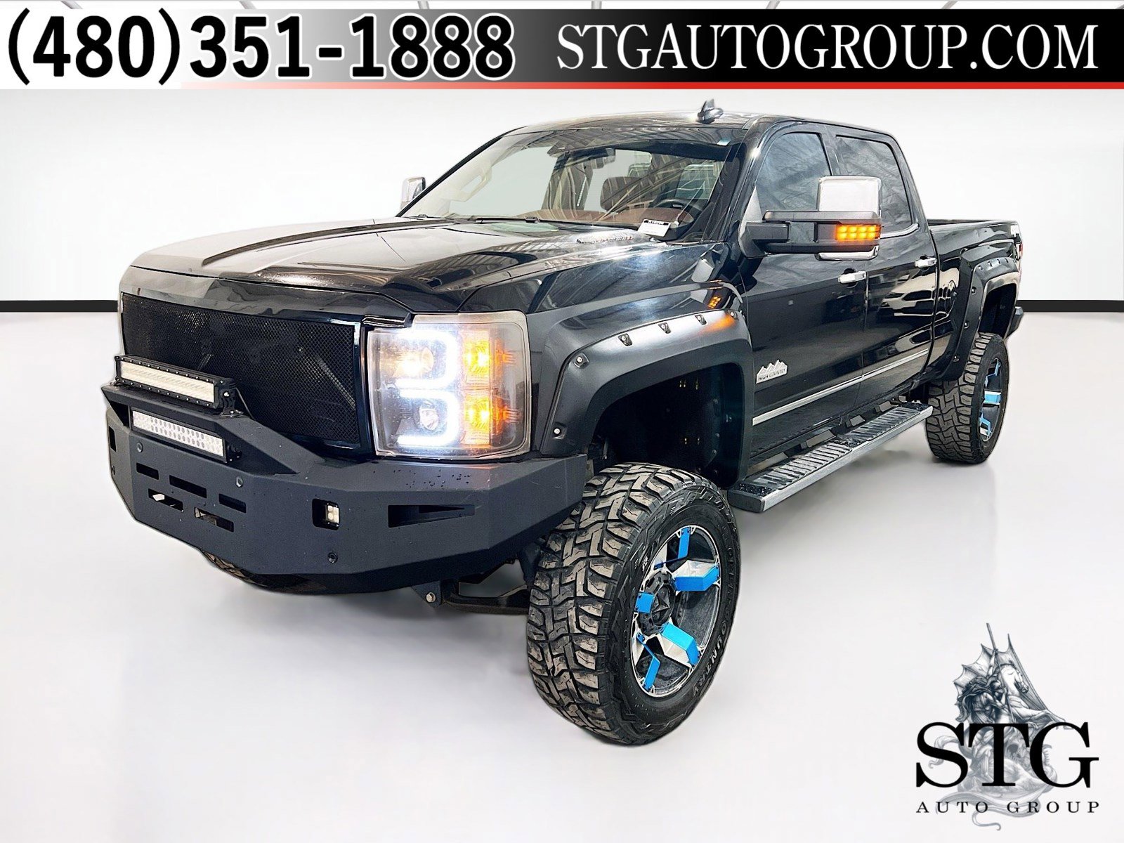 Used 2016 Chevrolet Silverado 2500 High Country w/ Duramax Plus Package AWD/4WD image 1