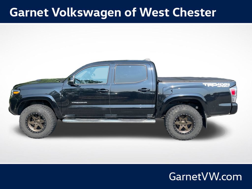 Used 2022 Toyota Tacoma TRD Sport w/ Technology Package AWD/4WD image 2