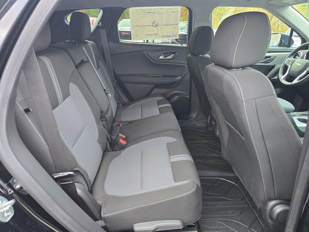 New 2025 Chevrolet Blazer LT w/ Convenience Package image 26