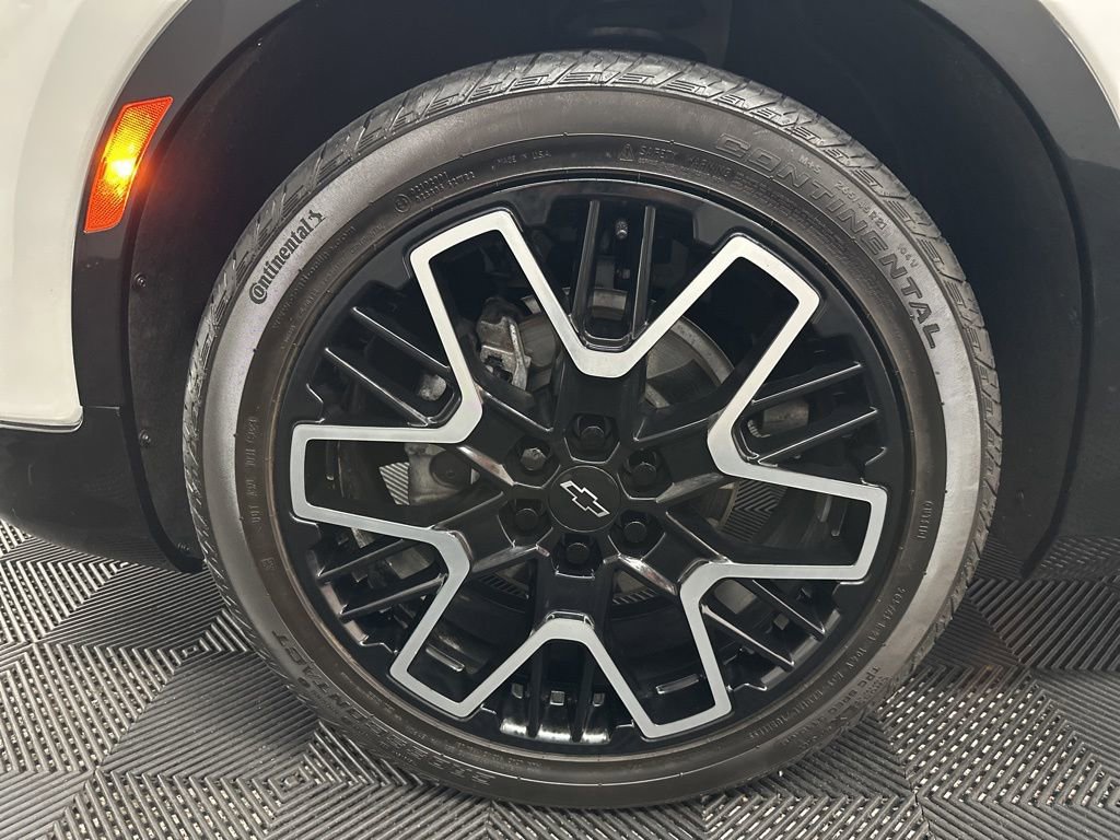 Used 2024 Chevrolet Blazer RS w/ Driver Confidence II Package image 38