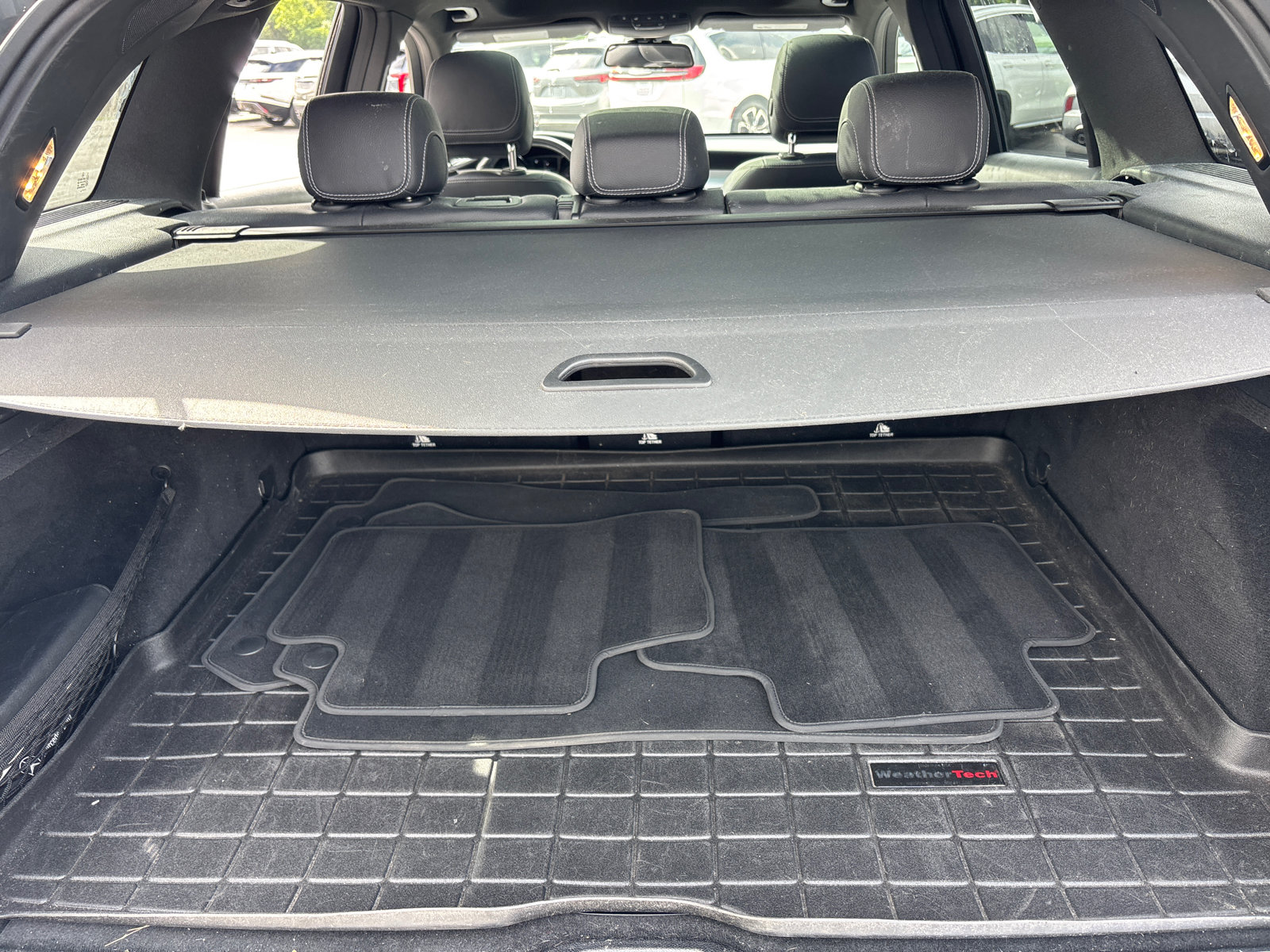 Used 2018 Mercedes-Benz GLC 300 4MATIC image 9