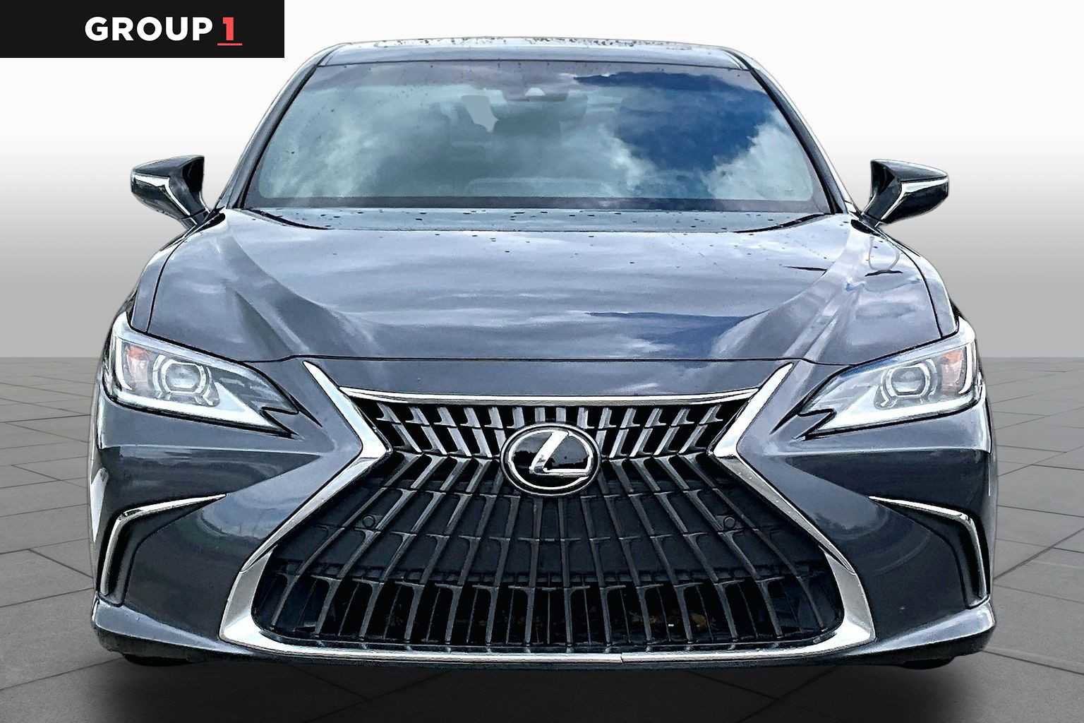Used 2022 Lexus ES 350 w/ Premium Package FWD image 4