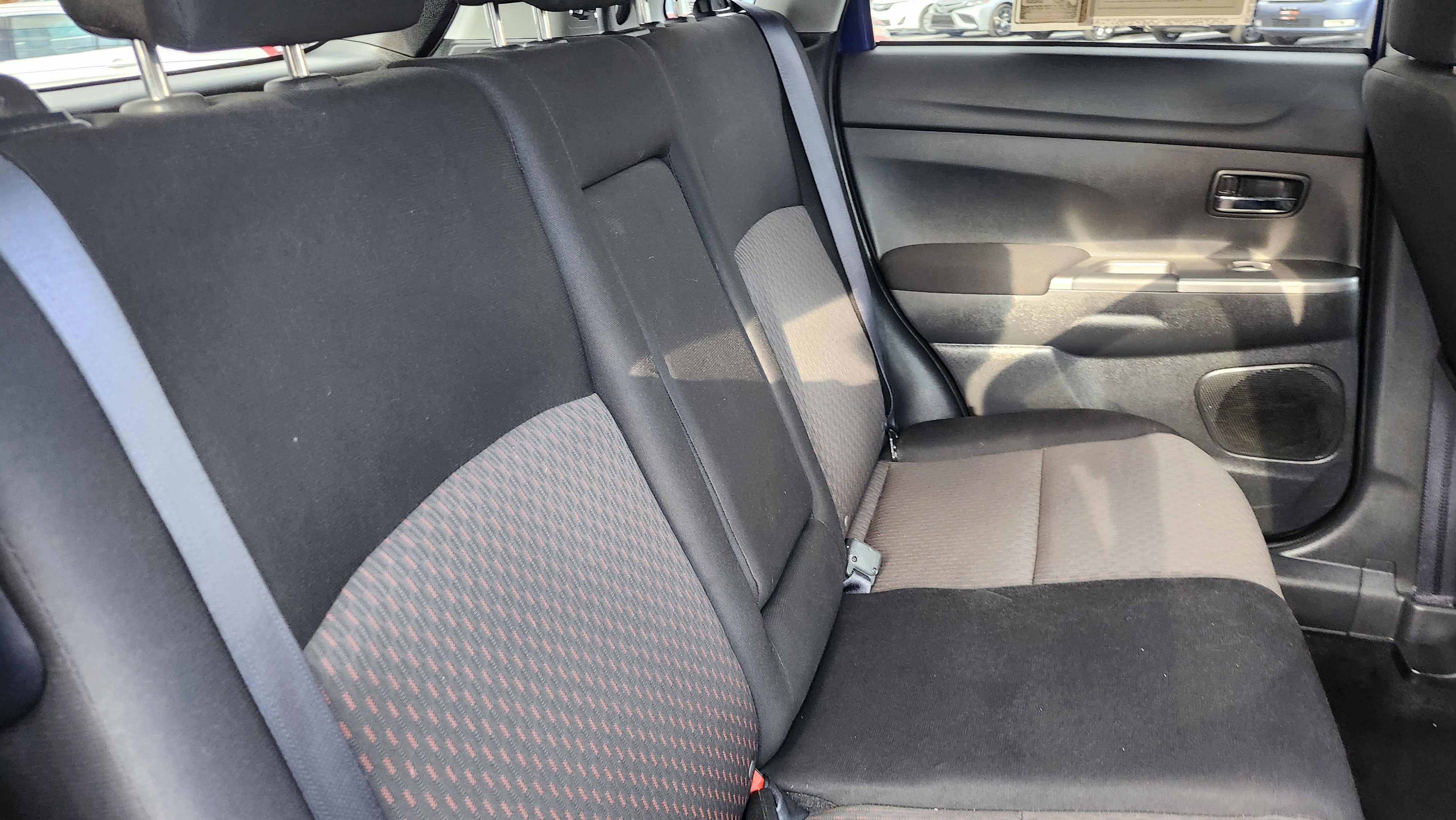 Used 2019 Mitsubishi Outlander Sport SE image 14