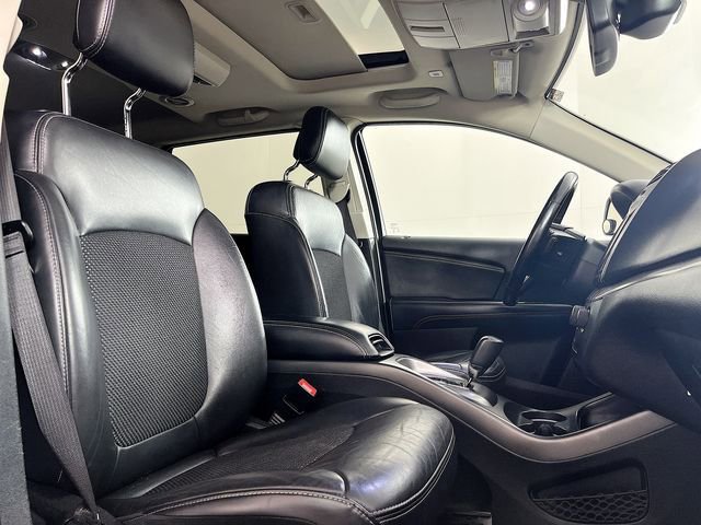 Used 2020 Dodge Journey Crossroad image 25