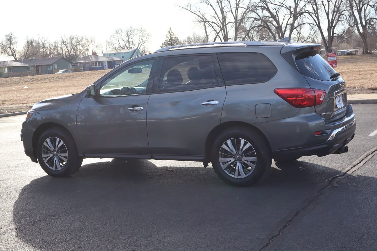 Used 2019 Nissan Pathfinder SL AWD/4WD image 8